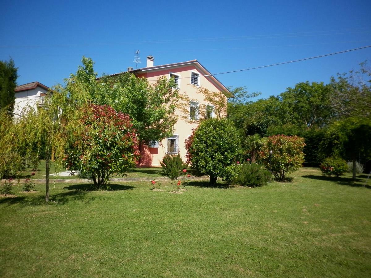 Villa Jolanda Fratte Rosa 外观 照片