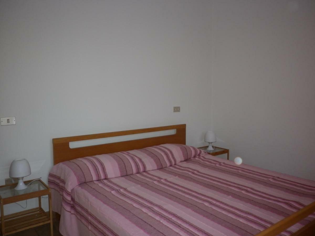 Villa Jolanda Fratte Rosa 外观 照片