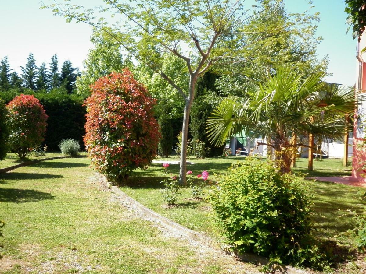 Villa Jolanda Fratte Rosa 外观 照片