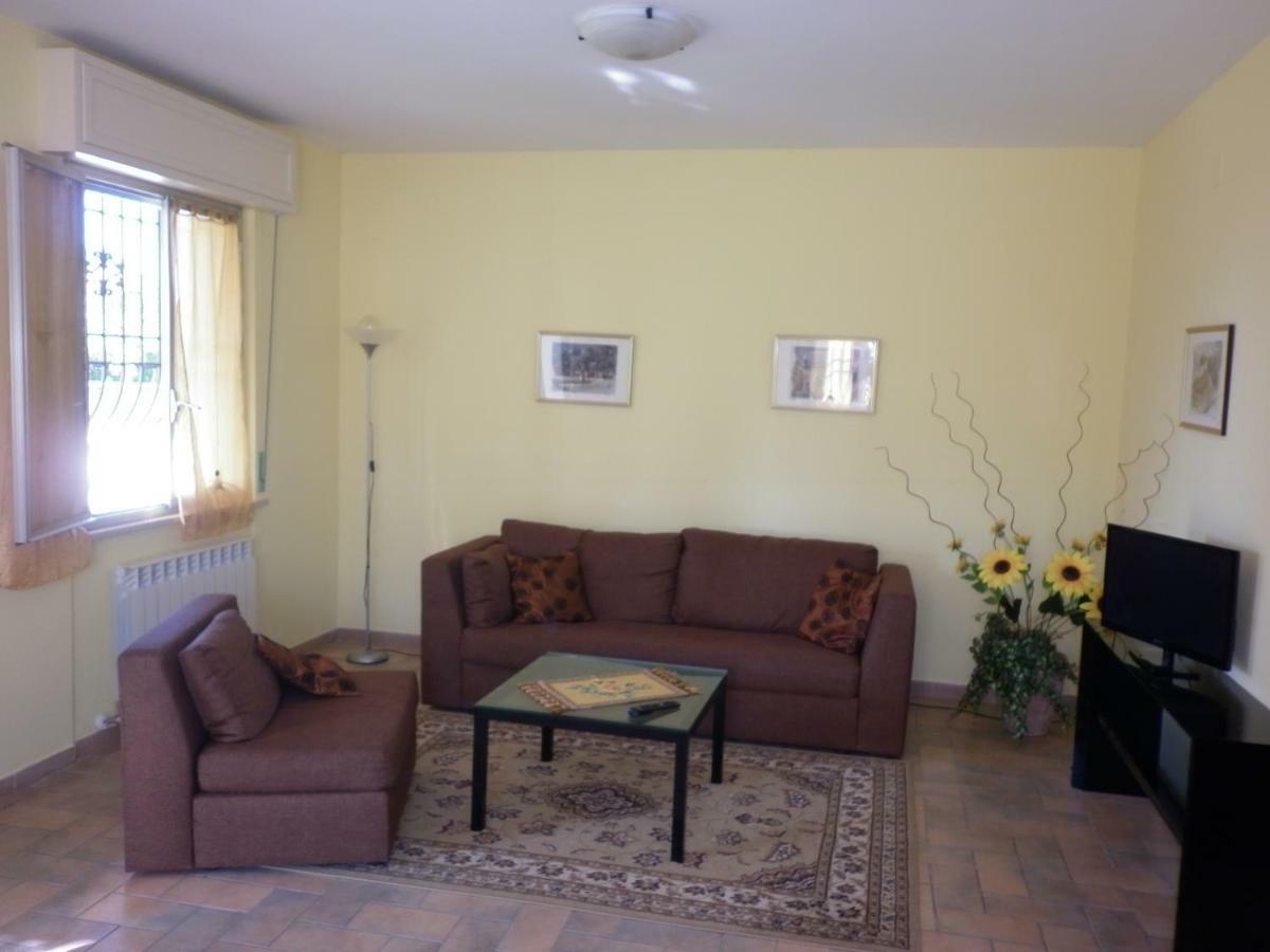 Villa Jolanda Fratte Rosa 外观 照片