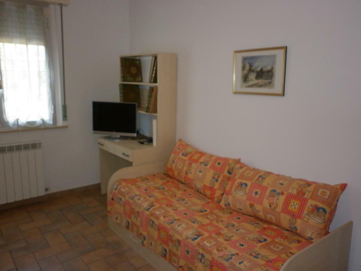 Villa Jolanda Fratte Rosa 外观 照片